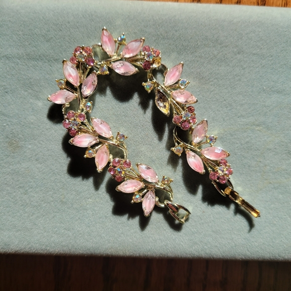Pink & Silver Metal Bracelet ~ Pretty! *Missing a Stone* ~ GUC ~ Vintage? - Picture 4 of 15